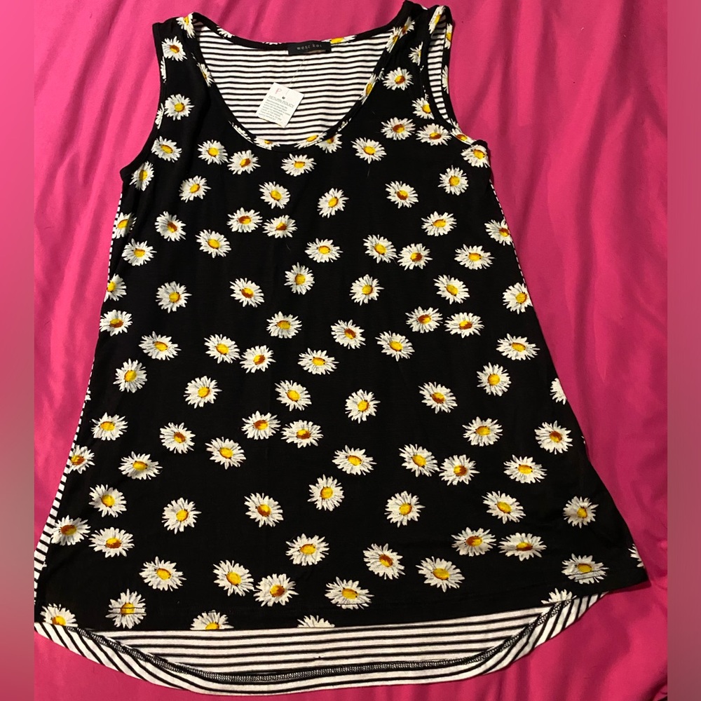 SALE NWT West Kei tunic tank top, black/white with stripes and daisies,